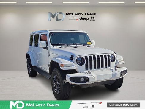 Used 2023 Jeep Wrangler Altitude image 1