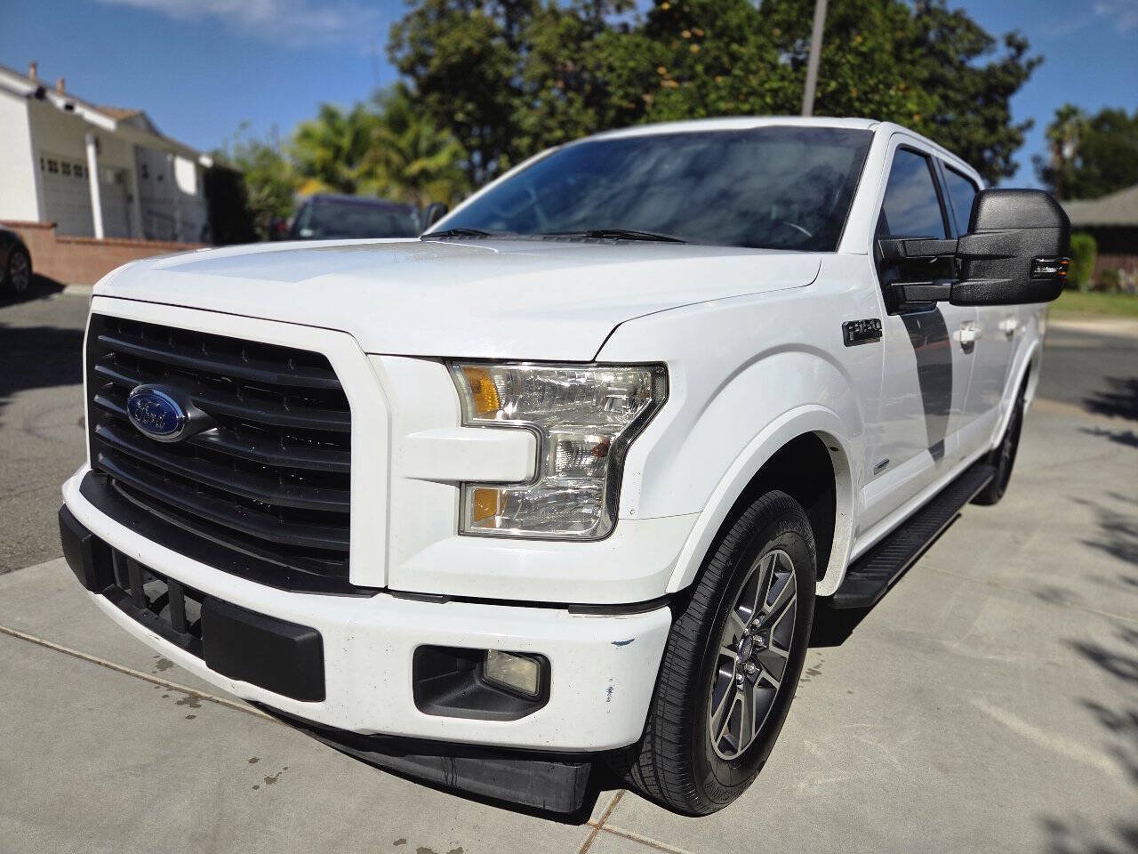 Used 2017 Ford F150 XLT w/ Equipment Group 302A Luxury RWD image 5