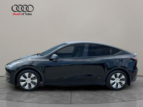 Used 2021 Tesla Model Y Long Range AWD/4WD image 4