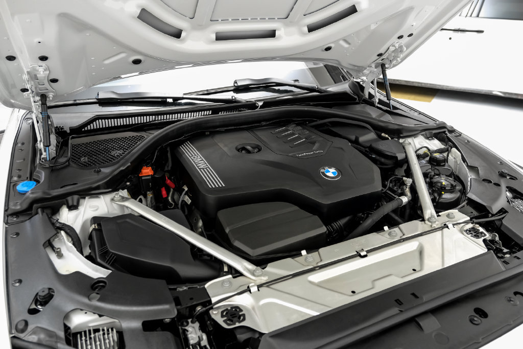 Used 2021 BMW 430i Convertible w/ M Sport Package RWD image 57