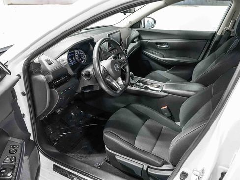 Used 2020 Nissan Sentra SV FWD image 17