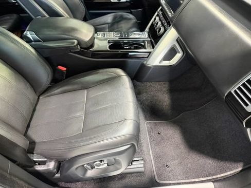 Used 2016 Land Rover Range Rover Supercharged AWD/4WD image 31