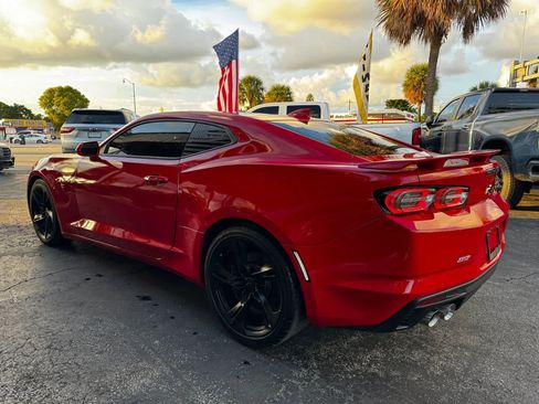 Used 2019 Chevrolet Camaro SS image 8
