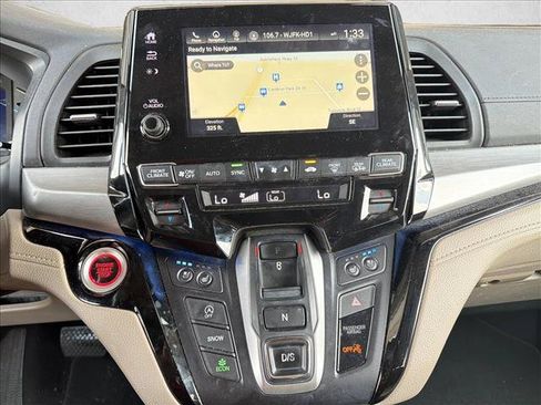 Used 2018 Honda Odyssey Elite image 19