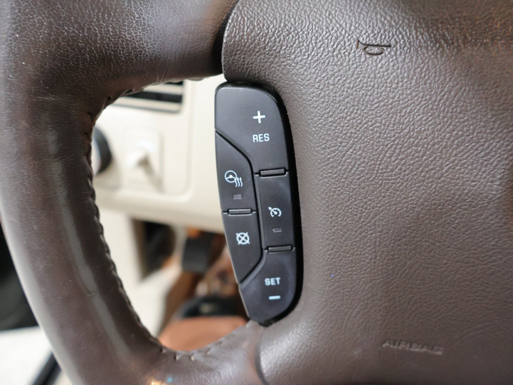 Used 2007 Buick Lucerne CXL w/ Luxury Package FWD image 28