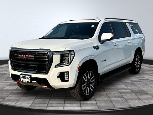Used 2022 GMC Yukon XL AT4 AWD/4WD image 1