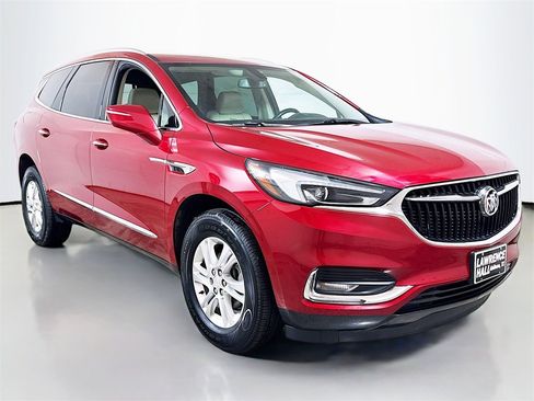 Used 2020 Buick Enclave Essence w/ Trailering Package, 5000 lbs. image 3