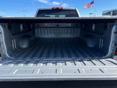 Used 2014 GMC Sierra 1500 SLE w/ SLE Preferred Package image 5