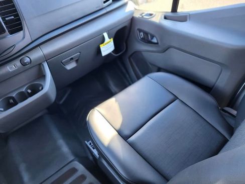 New 2026 Ford Transit 250 Low Roof w/ Load Area Protection Package RWD image 15