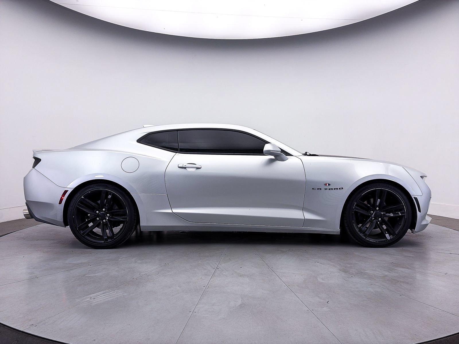 Used 2018 Chevrolet Camaro LT w/ RS Package RWD image 34
