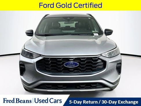 Used 2024 Ford Escape ST-Line w/ Tech Pack #1 AWD/4WD image 2