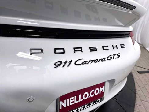 Used 2016 Porsche 911 Carrera GTS RWD image 32