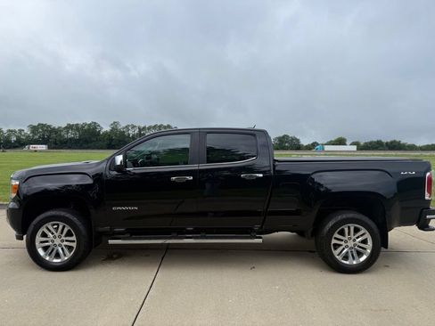 Used 2017 GMC Canyon SLT w/ Trailering Package AWD/4WD image 4