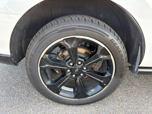 Used 2024 Ford Expedition Limited RWD image 14