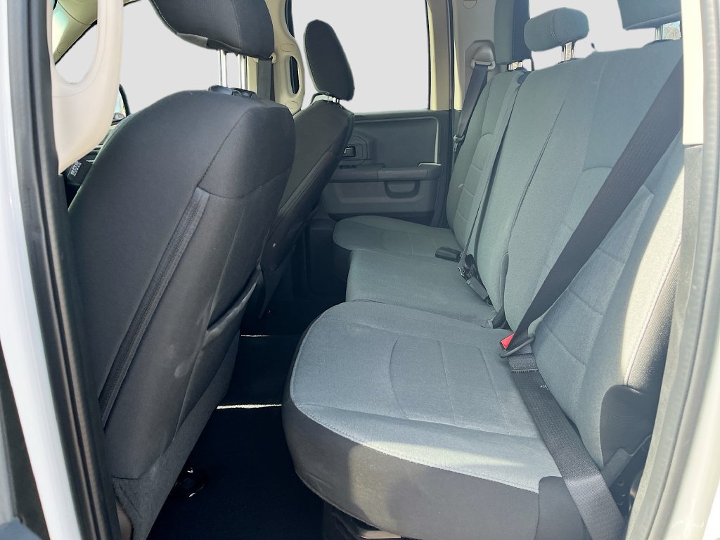 Used 2022 RAM 1500 Classic SLT AWD/4WD image 22