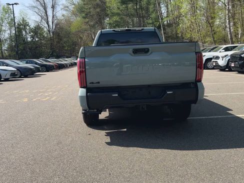 New 2026 Toyota Tundra Limited AWD/4WD image 7