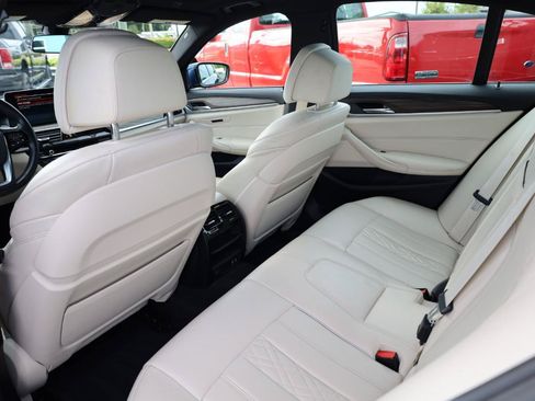 Used 2021 BMW 540i w/ Luxury Seating Package RWD image 13