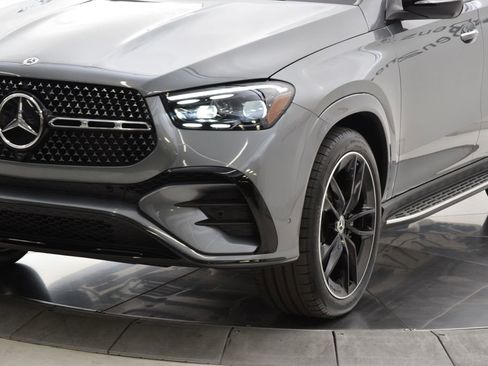 Used 2025 Mercedes-Benz GLE 450 4MATIC Coupe image 11