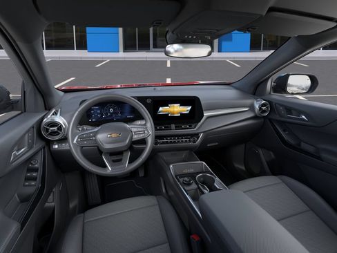 New 2026 Chevrolet Equinox LT w/ Convenience Package II AWD/4WD image 15