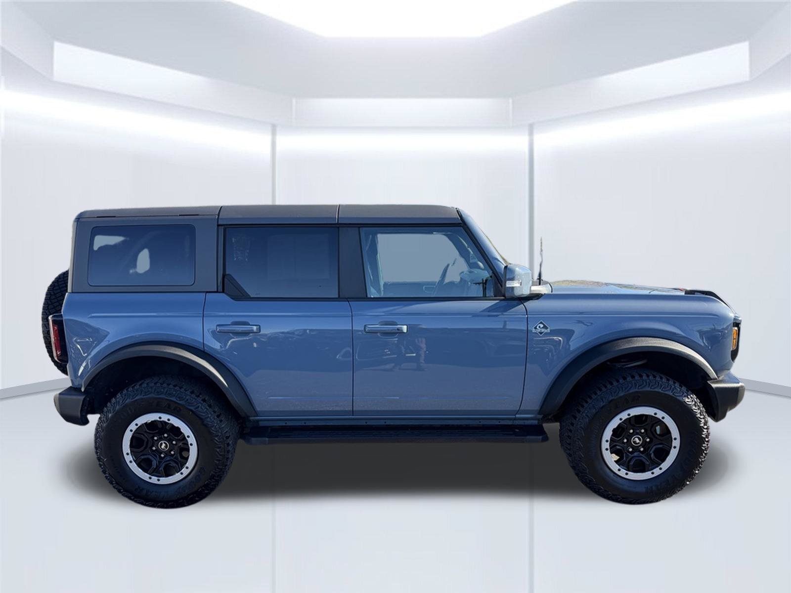 Used 2024 Ford Bronco Outer Banks w/ Sasquatch Package AWD/4WD image 4