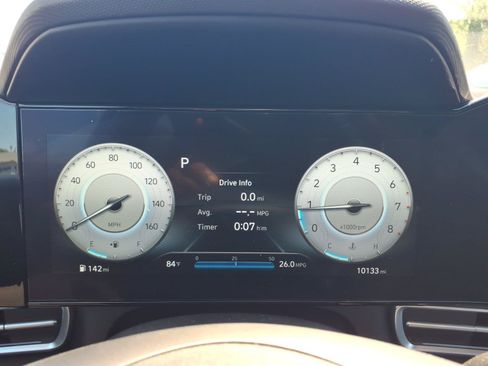 Certified 2023 Hyundai Elantra Limited FWD image 30