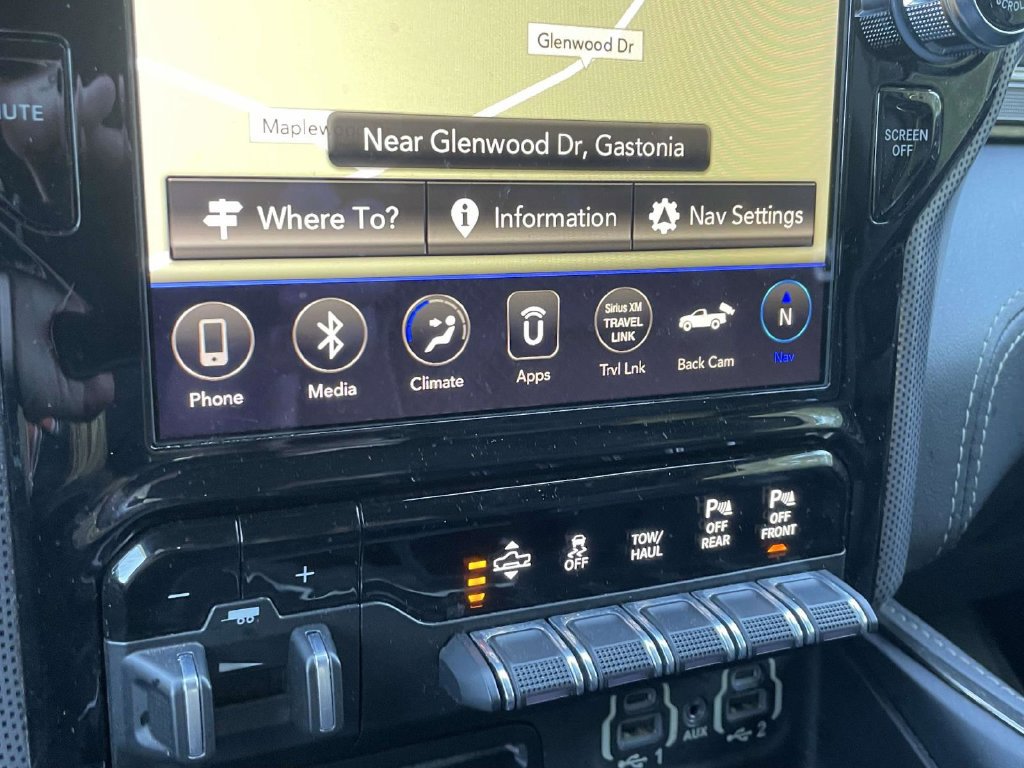 Used 2019 RAM 1500 Limited w/ Body Color Bumper Group AWD/4WD image 35
