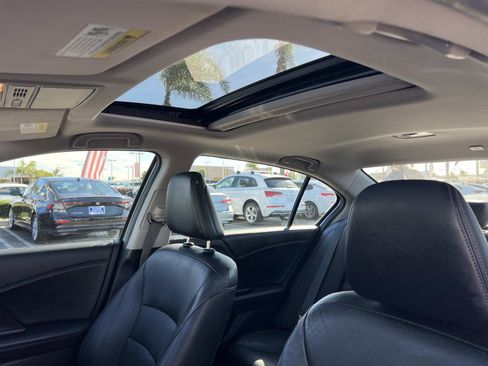 Certified 2017 Honda Accord Touring image 23