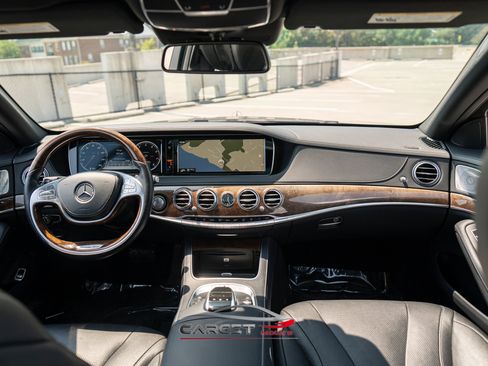 Used 2015 Mercedes-Benz S 550 4MATIC Sedan w/ Premium 1 Package image 13