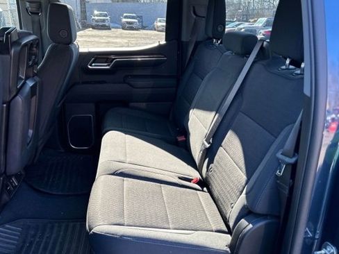 Used 2022 Chevrolet Silverado 1500 LT image 5