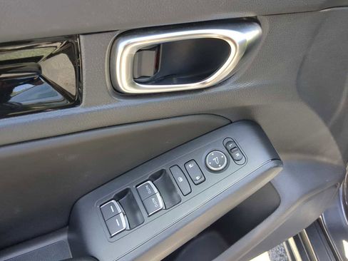 Used 2024 Honda Civic EX-L image 12