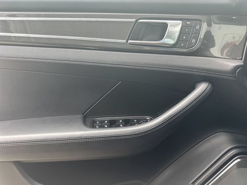 Certified 2023 Porsche Panamera 4 Platinum Edition AWD/4WD image 17