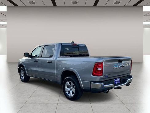 Used 2025 RAM 1500 Big Horn AWD/4WD image 6