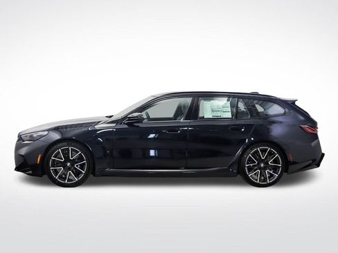 New 2026 BMW M5 Touring w/ Executive Package AWD/4WD image 3