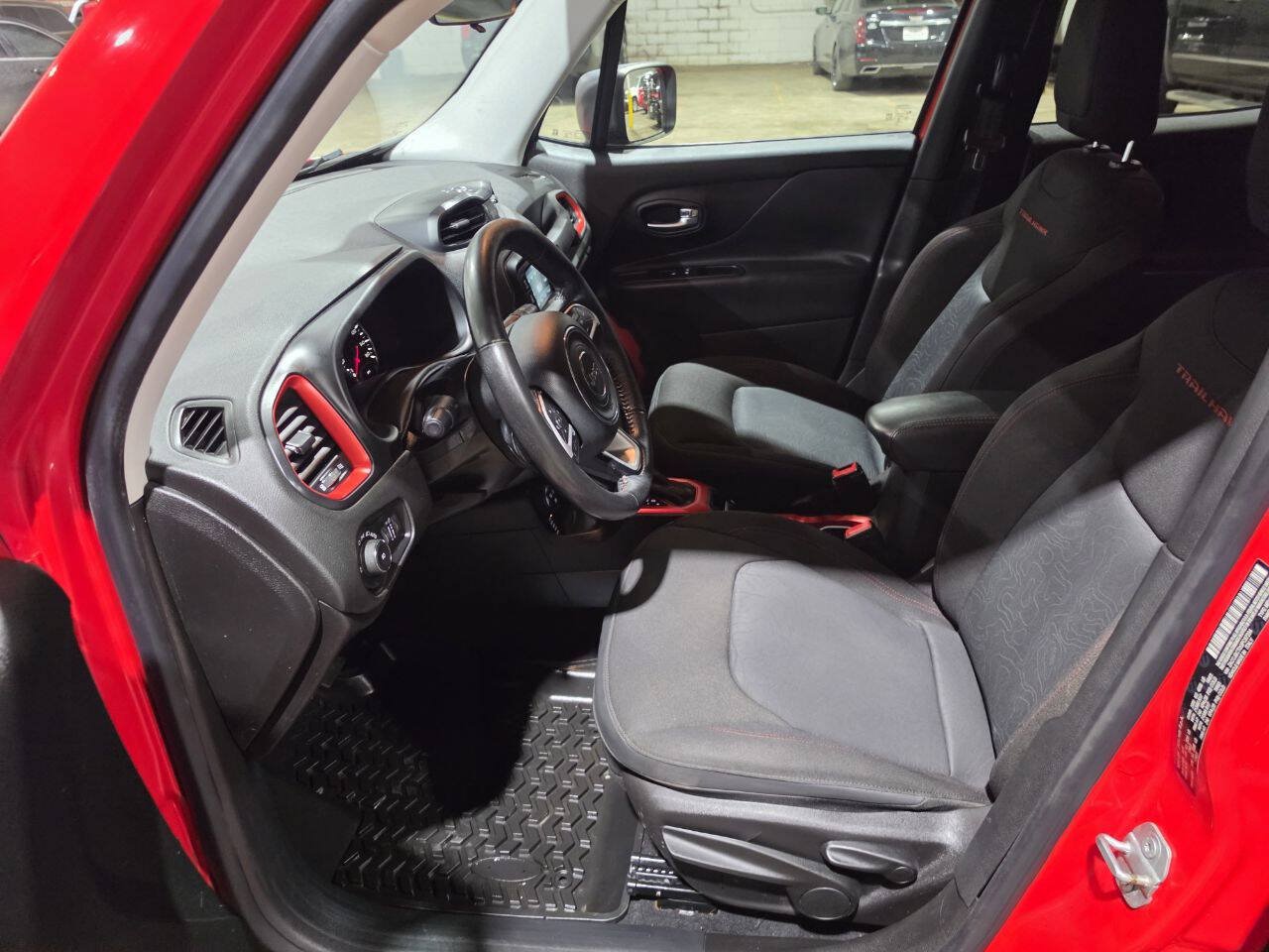 Used 2016 Jeep Renegade Trailhawk w/ Cold Weather Group AWD/4WD image 22