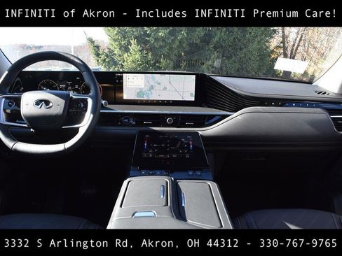New 2025 INFINITI QX80 Luxe image 13