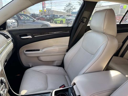 Certified 2023 Chrysler 300 Touring L w/ Popular Equipment Group image 16