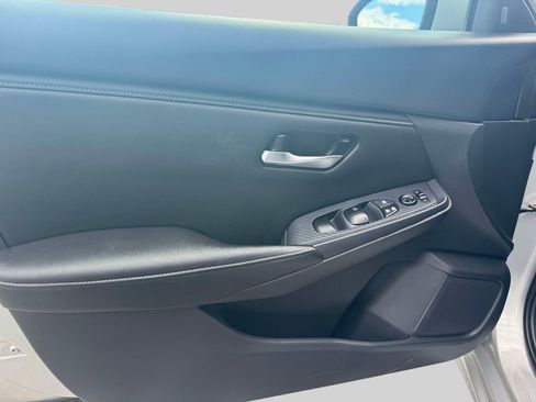 Used 2023 Nissan Sentra SV w/ All-Weather Package FWD image 14