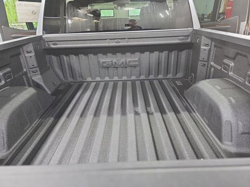 New 2026 GMC Sierra 1500 Elevation AWD/4WD image 12