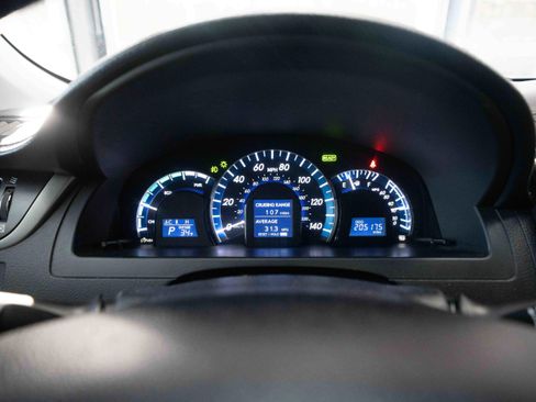 Used 2012 Toyota Camry XLE image 16