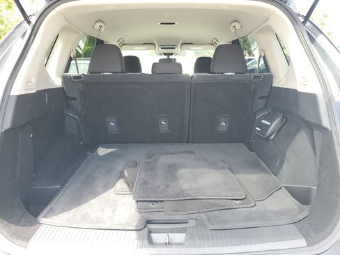 Certified 2023 Nissan Rogue SV image 14