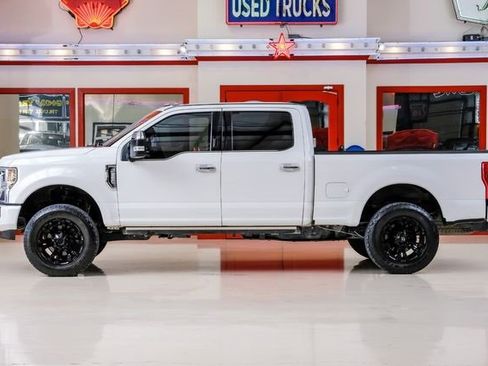Used 2022 Ford F250 Platinum w/ FX4 Off-Road Package image 12