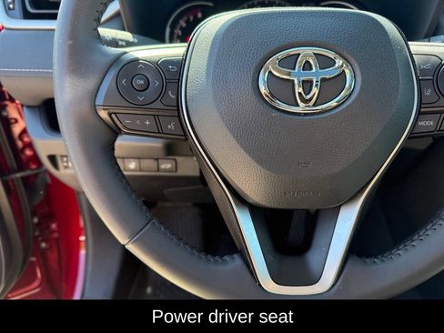 Used 2025 Toyota RAV4 XLE w/ Convenience Package AWD/4WD image 11