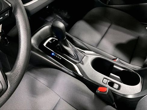 Used 2024 Toyota Corolla LE FWD image 17
