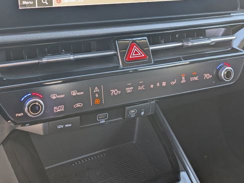 Certified 2023 Kia Niro Wind image 26