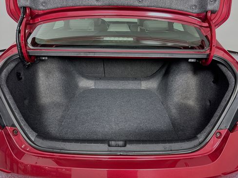 Certified 2018 Honda Accord EX image 25