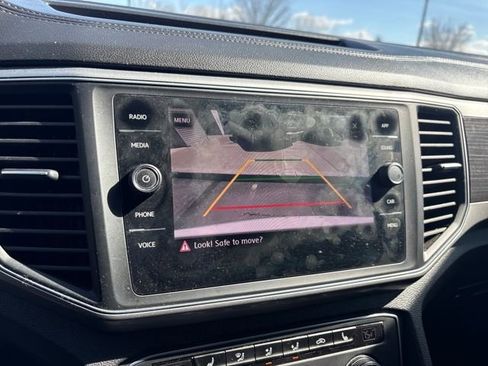 Used 2018 Volkswagen Atlas SE image 24