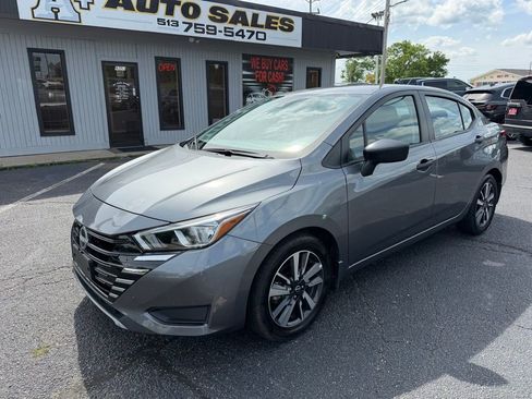 Used 2024 Nissan Versa S w/ S Plus Package FWD image 2