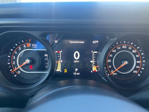 New 2026 Jeep Gladiator Sport image 19