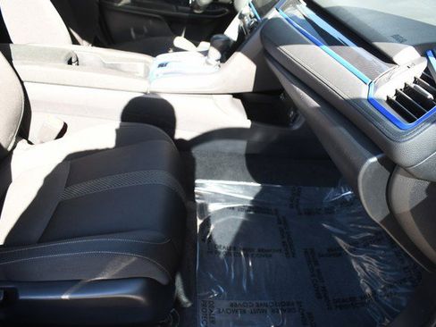 Used 2018 Honda Civic EX image 26