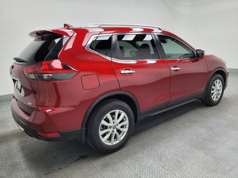 Used 2019 Nissan Rogue SV image 11